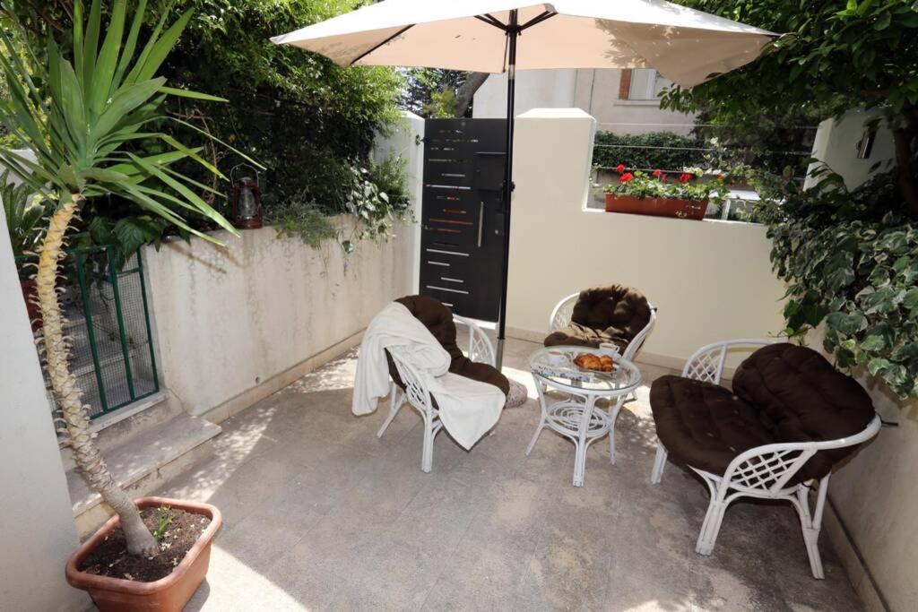 Joy4You Apt Near Beach And Center Split Exterior photo
